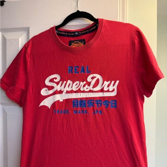 Superdry Red Short Sleeve Tee - Picture 1 of 3